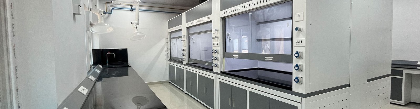 Fumehoods & Accessories